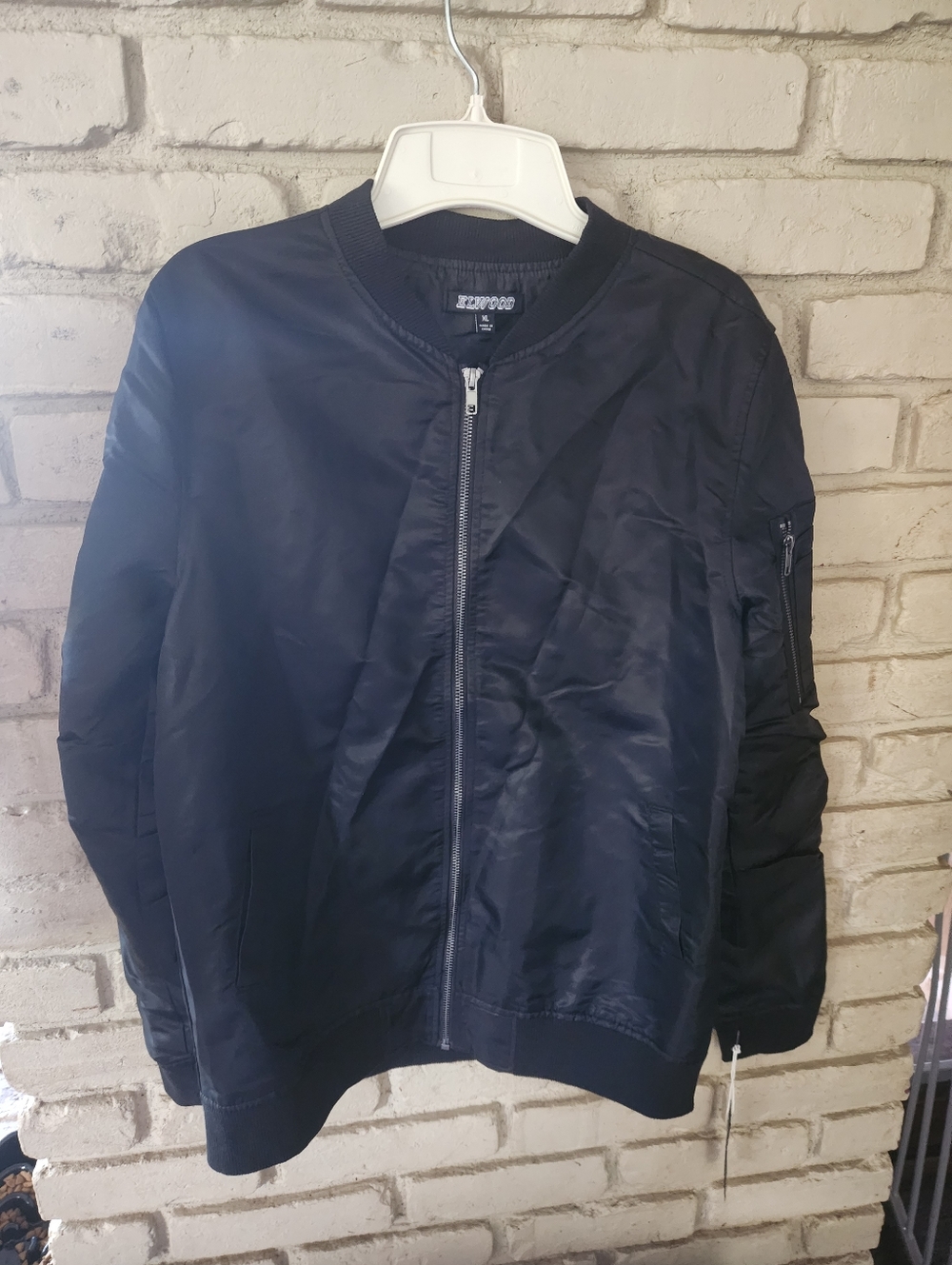 NWT Men's Elwood Bomber Jacket